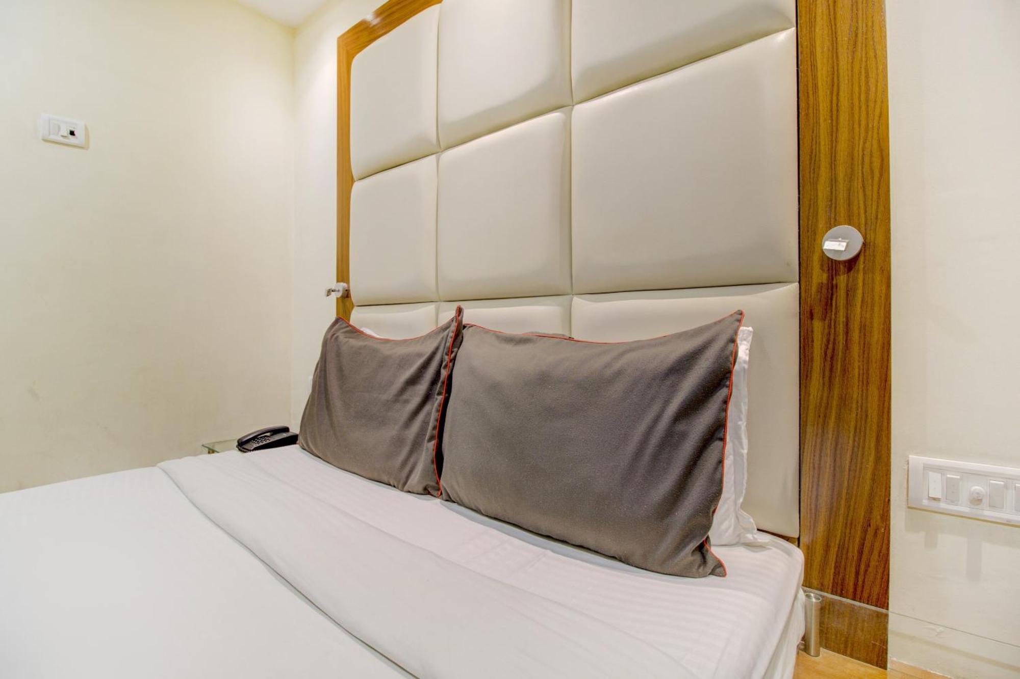 Hotel O Address Inn Mumbai Dış mekan fotoğraf