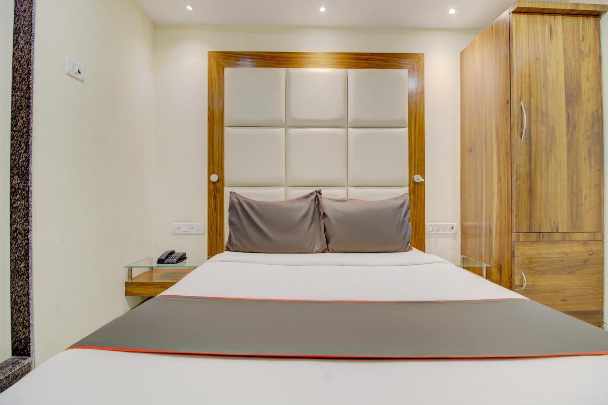 Hotel O Address Inn Mumbai Dış mekan fotoğraf